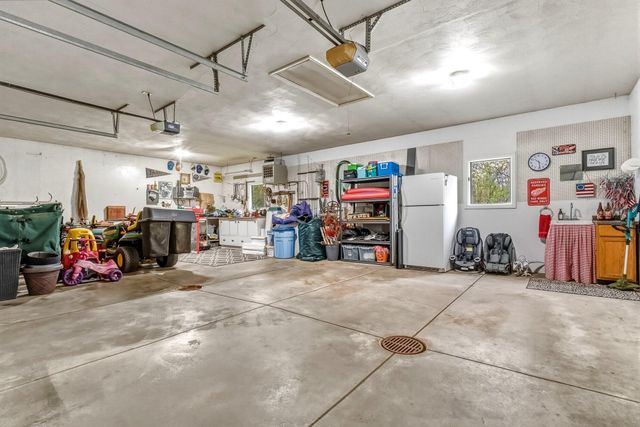 23070 Prairie View Court, Mattawan, MI 49071