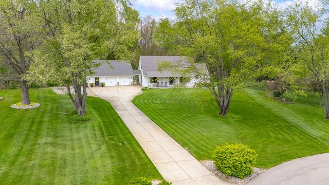 23070 Prairie View Court, Mattawan, MI 49071