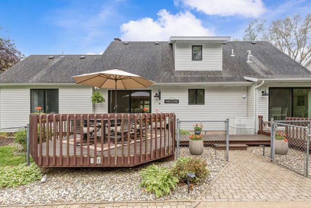 23070 Prairie View Court, Mattawan, MI 49071