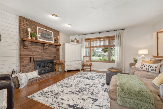 23070 Prairie View Court, Mattawan, MI 49071