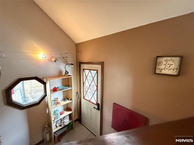 799 2nd Street, Secaucus, NJ 07094