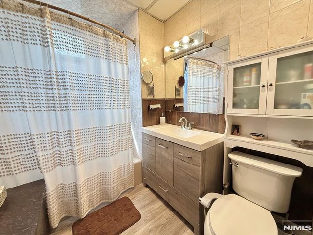 799 2nd Street, Secaucus, NJ 07094