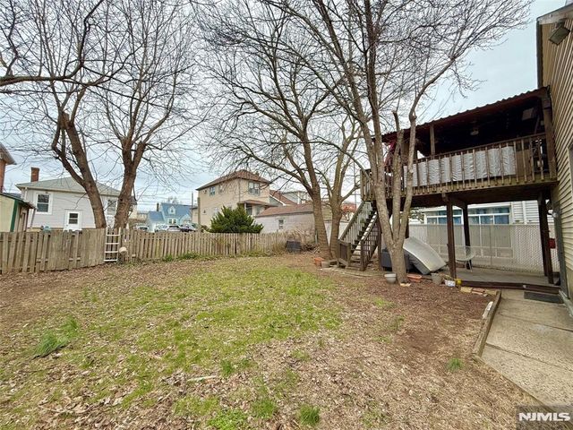 799 2nd Street, Secaucus, NJ 07094