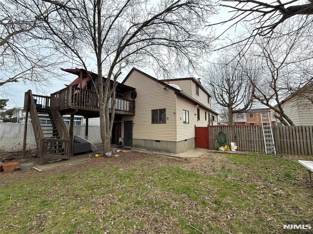 799 2nd Street, Secaucus, NJ 07094