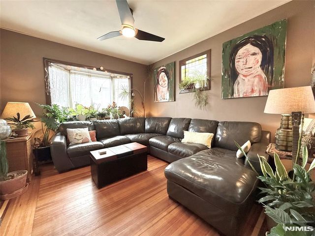 799 2nd Street, Secaucus, NJ 07094