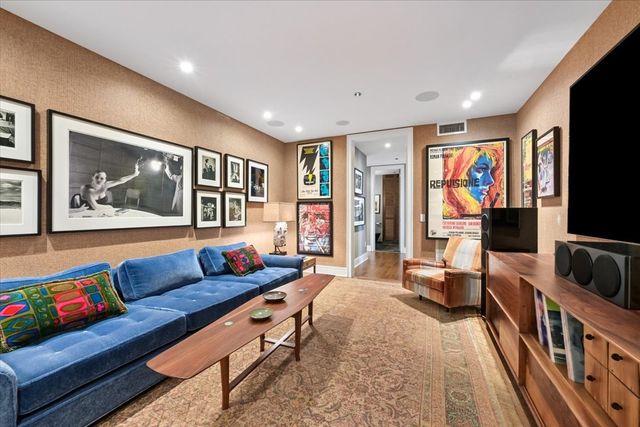 401 N Wabash Avenue 38A, Chicago, IL 60611