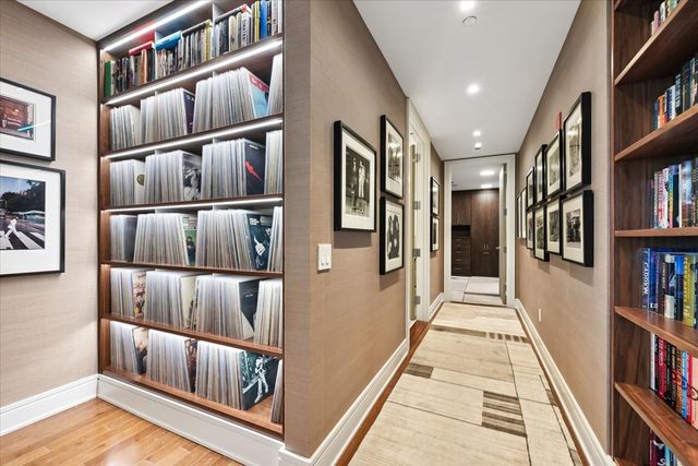 401 N Wabash Avenue 38A, Chicago, IL 60611