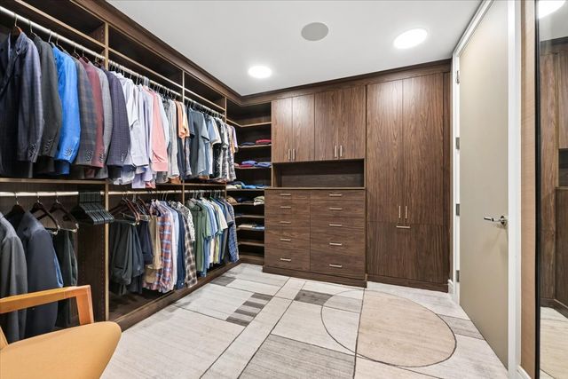 401 N Wabash Avenue 38A, Chicago, IL 60611