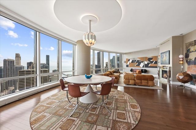 401 N Wabash Avenue 38A, Chicago, IL 60611