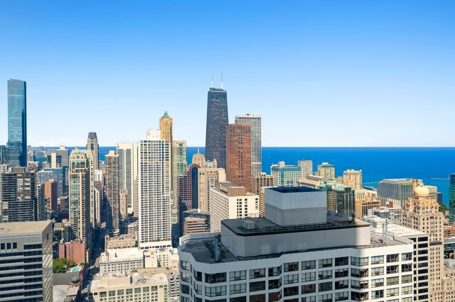 401 N Wabash Avenue 38A, Chicago, IL 60611