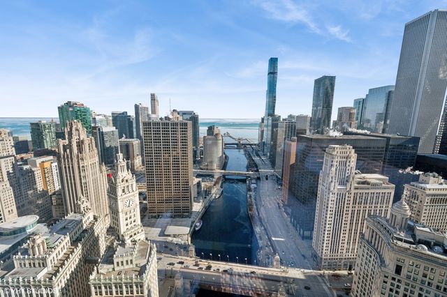 401 N Wabash Avenue 38A, Chicago, IL 60611