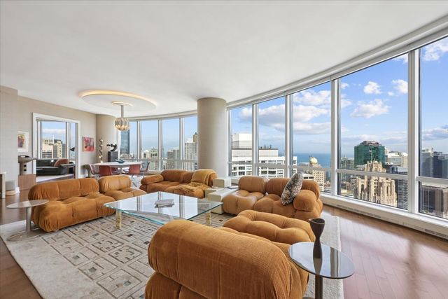401 N Wabash Avenue 38A, Chicago, IL 60611