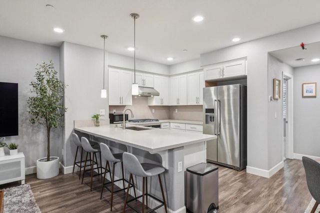 1018 Onofrio Lane 2, San Jose, CA 95131