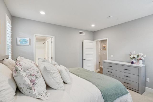 1018 Onofrio Lane 2, San Jose, CA 95131