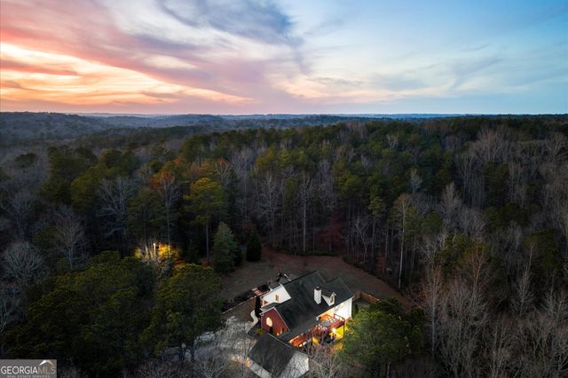 7277 AVALON Drive, Douglasville, GA 30135