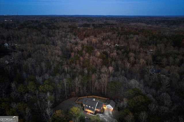 7277 AVALON Drive, Douglasville, GA 30135