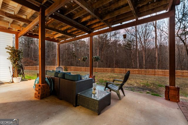 7277 AVALON Drive, Douglasville, GA 30135