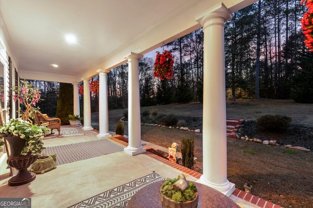 7277 AVALON Drive, Douglasville, GA 30135