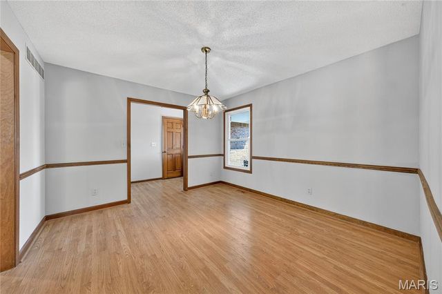 8 Grayson Ridge Drive, Washington, MO 63090