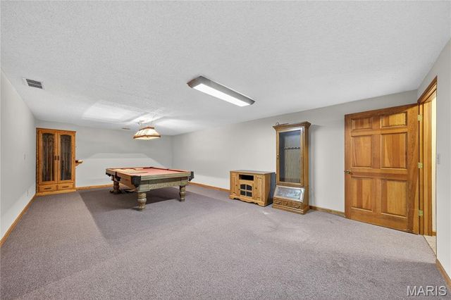 8 Grayson Ridge Drive, Washington, MO 63090
