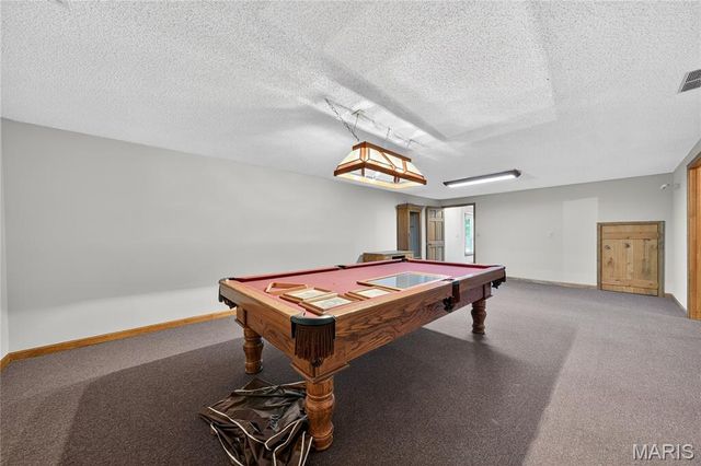 8 Grayson Ridge Drive, Washington, MO 63090