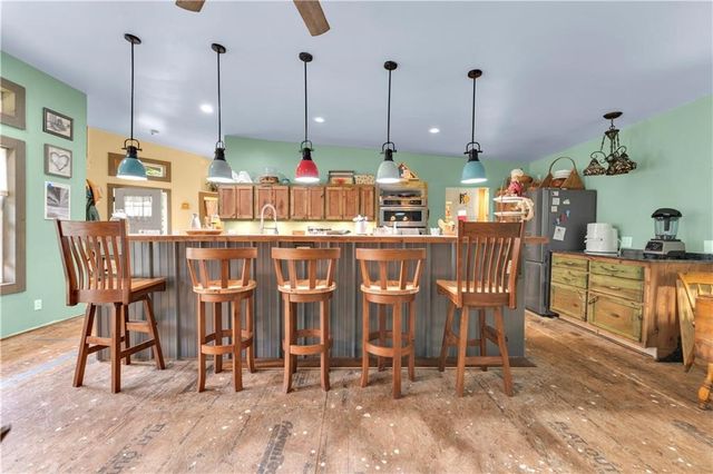 1226 N CENTENNIAL Avenue, West Fork, AR 72774