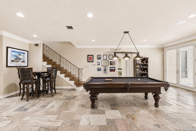 107 Deerwood Drive, Kerrville, TX 78028