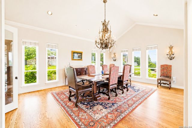 107 Deerwood Drive, Kerrville, TX 78028