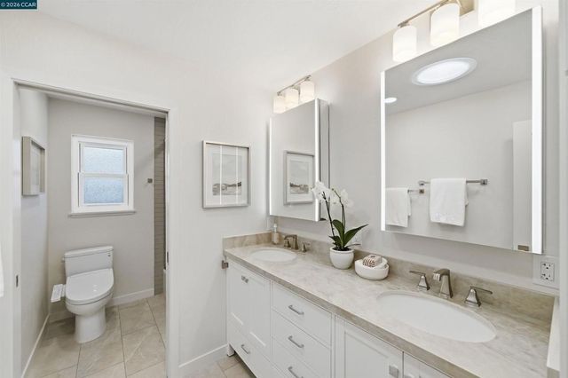 157 Shuey Dr, Moraga, CA 94556