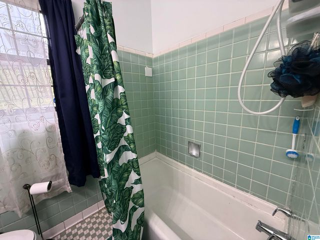 821 46TH STREET, Fairfield, AL 35064