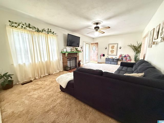 821 46TH STREET, Fairfield, AL 35064