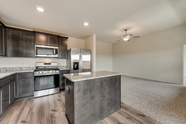 204 Shaw Creek Boulevard, Ferris, TX 75125