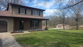 7745 S BENNETT DR, Columbia, MO 65201
