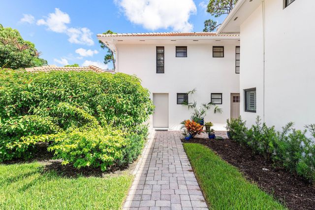 4085 Kittiwake Court Kittiwake, Boynton Beach, FL 33436