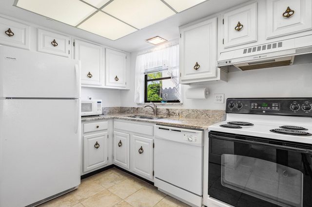 4085 Kittiwake Court Kittiwake, Boynton Beach, FL 33436