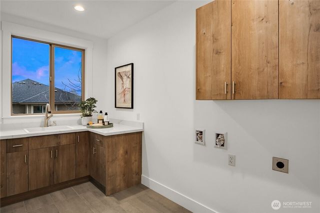 3202 Burnett Avenue N, Renton, WA 98056