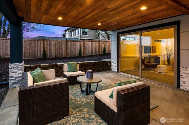 3202 Burnett Avenue N, Renton, WA 98056