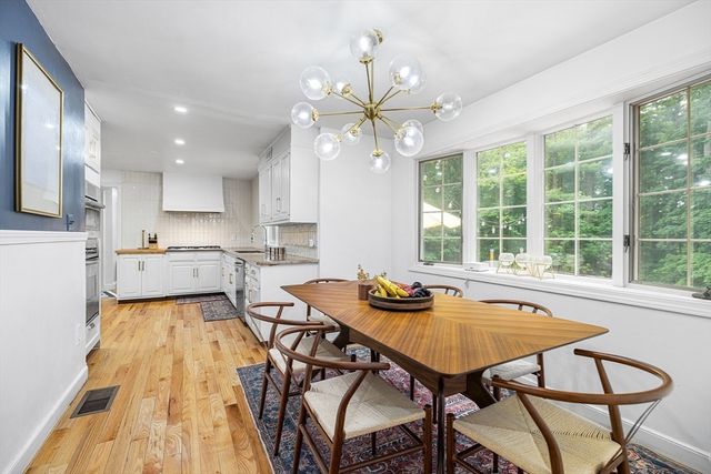 107 Sandra Ln, North Andover, MA 01845