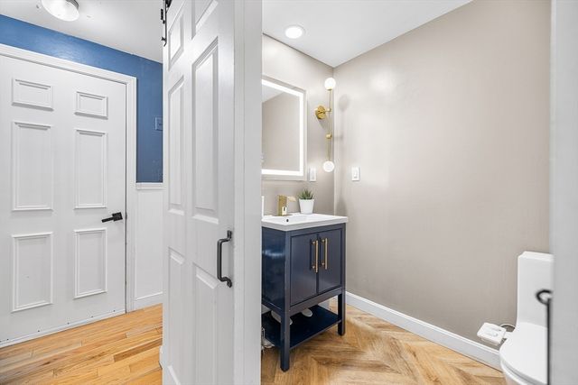 107 Sandra Ln, North Andover, MA 01845