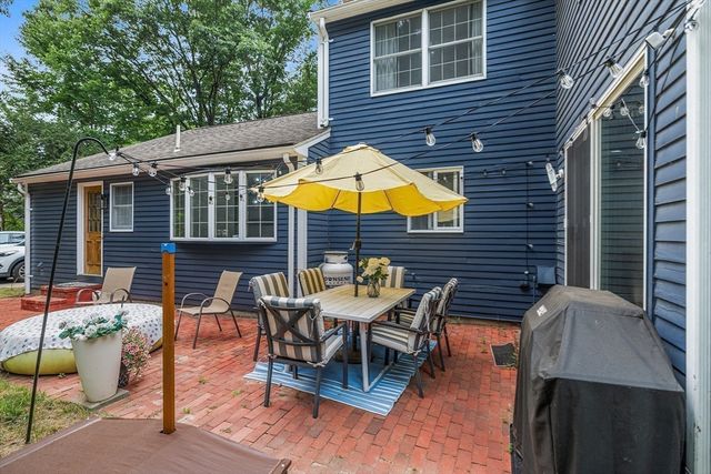 107 Sandra Ln, North Andover, MA 01845