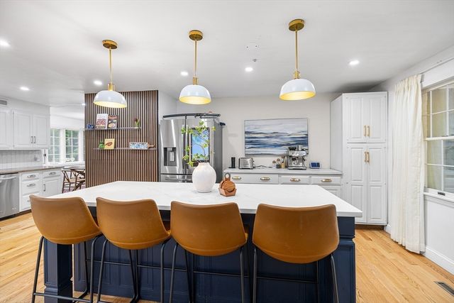 107 Sandra Ln, North Andover, MA 01845