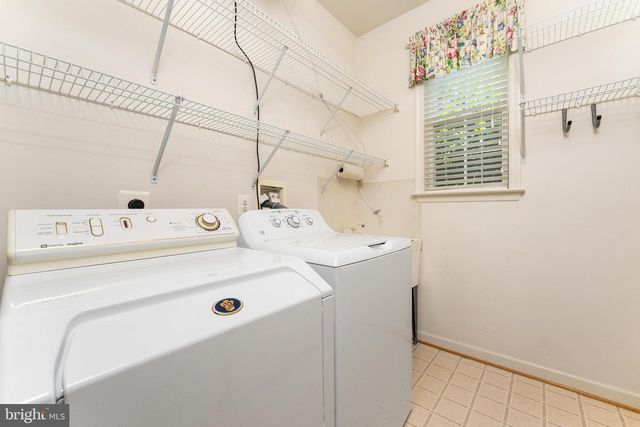 6872 SADDLE RUN WAY, Gainesville, VA 20155
