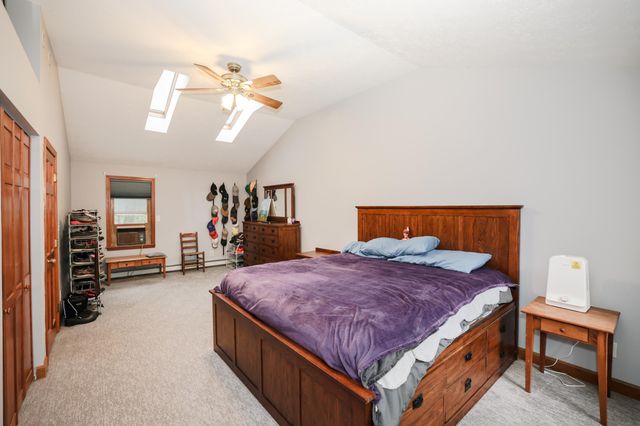 8 Raelynn Drive, Derry, NH 03038