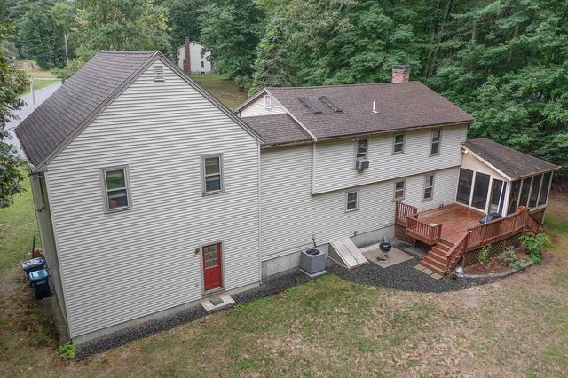 8 Raelynn Drive, Derry, NH 03038