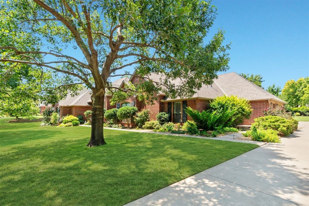 18305 N Elk Lane, Edmond, OK 73012