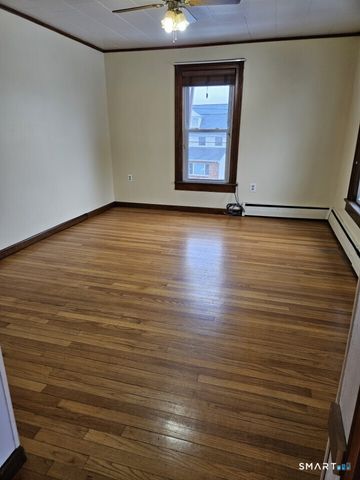 44-46 Hoyt Street 1, Danbury, CT 06810