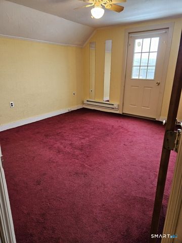 44-46 Hoyt Street 1, Danbury, CT 06810