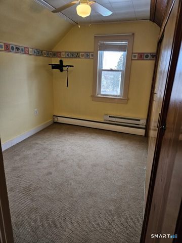 44-46 Hoyt Street 1, Danbury, CT 06810