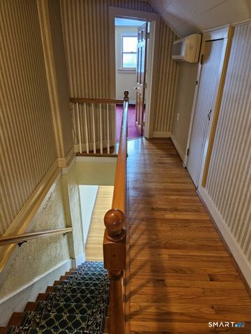 44-46 Hoyt Street 1, Danbury, CT 06810