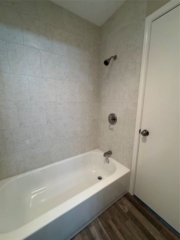 2609 Isbella Drive, Grand Prairie, TX 75052